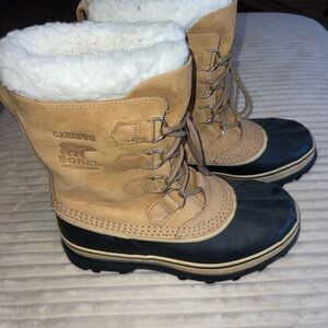 Sorel Caribou Tan and Black Winter Boots